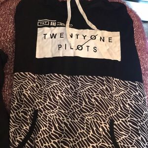 Twenty One Pilots hoodie